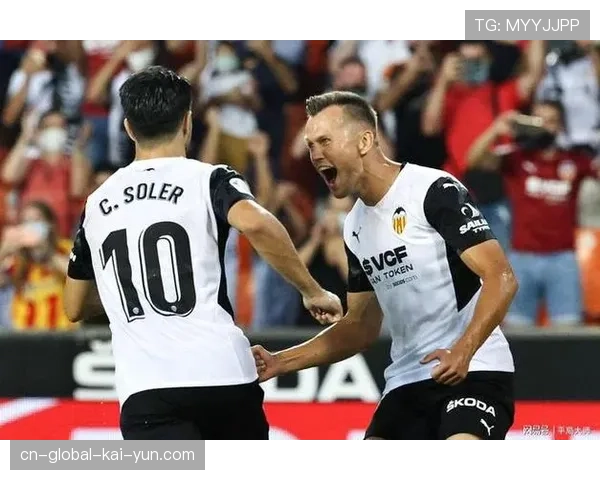 国王杯赛事密集进行 球队双线作战面临考验