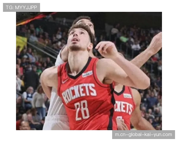 火箭申京防守短板被针对，乌度卡未及时调整内线轮换致崩盘